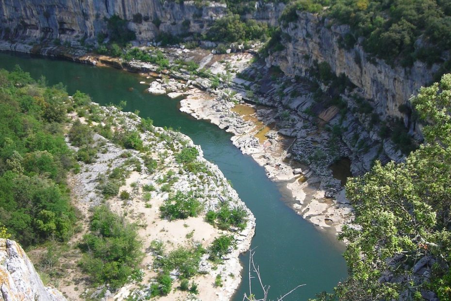 Vacances en Ardèche : choisir un camping pour le confort et les activités !